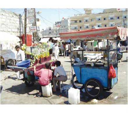 أحد الأسواق التي ينتشر فيها التجار العراقيون في دمشق