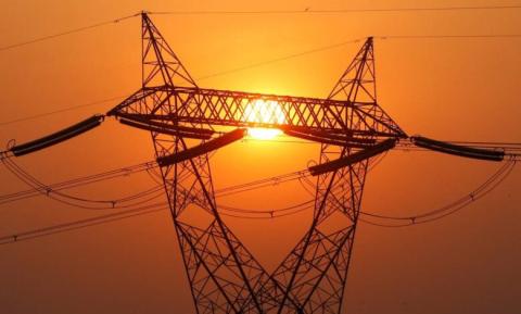 خطط ربط ثلاث شبكات كهرباء عربية لتصدير الطاقة الى أوربا
